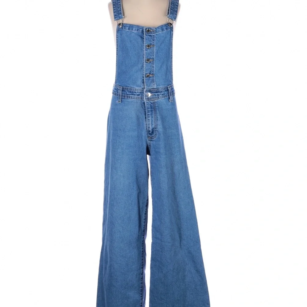 Universal Thread Overalls - Picture 1 of 4